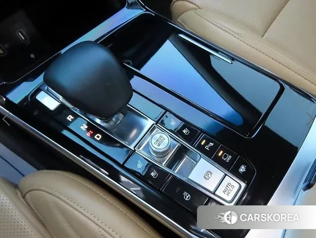 Kia K7 Premier Hybrid id 3469332 из Кореи 10