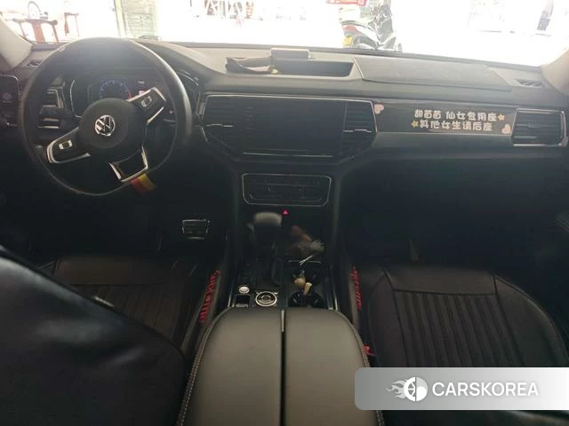 Volkswagen Tourang id 4297457 из Китая 13