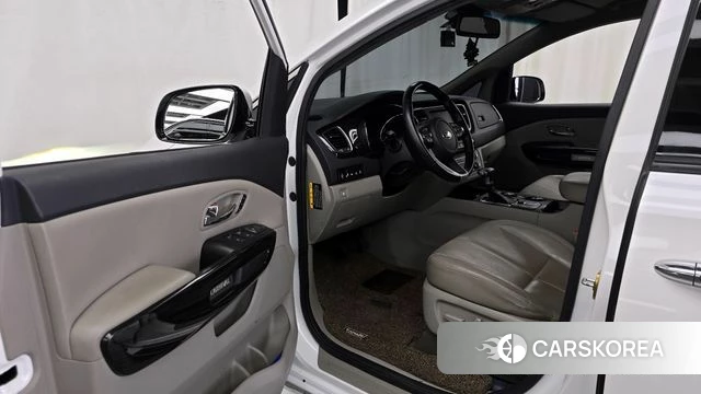 Kia The New Carnival id 4377760 из Кореи 30