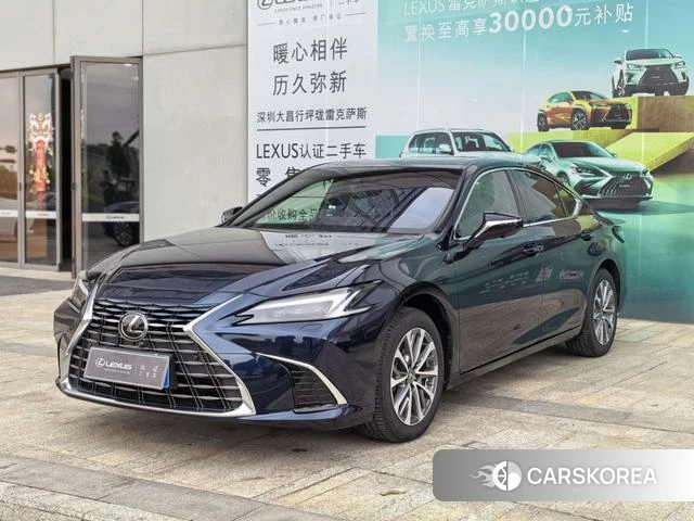 Lexus ES id 4277368 из Китая 10