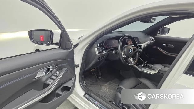 BMW 3 Series (G20) id 4396315 из Кореи 38
