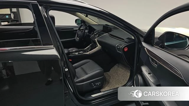 Lexus NX300h id 4574227 из Кореи 35