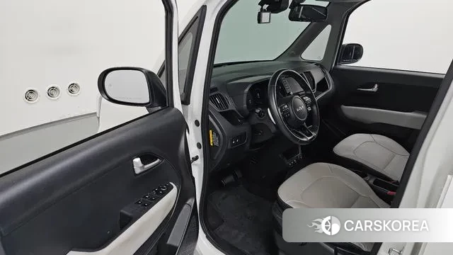 Kia The New Kia Ray EV id 3365615 из Кореи 20