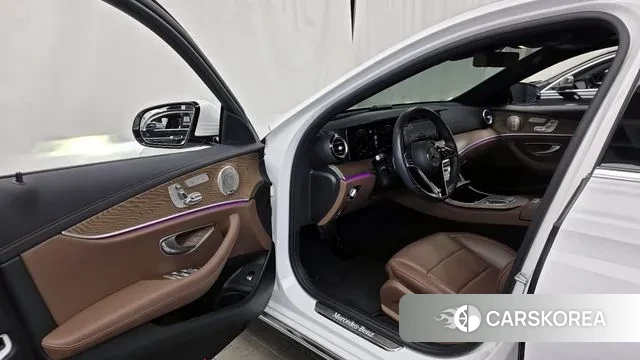 Mercedes-Benz E-Class W213 id 3684865 из Кореи 20