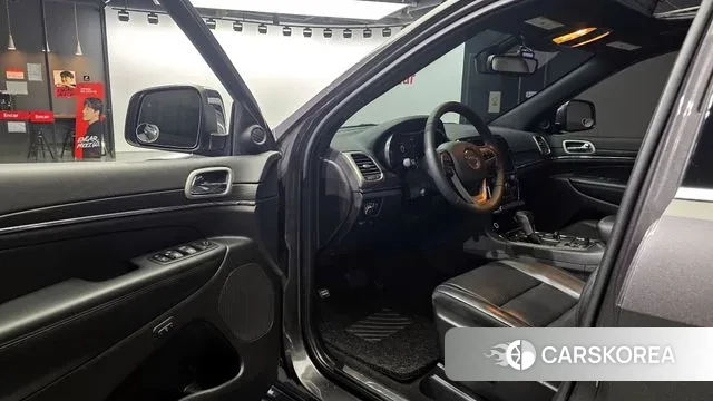 Jeep Grand Cherokee id 3282111 из Кореи 20