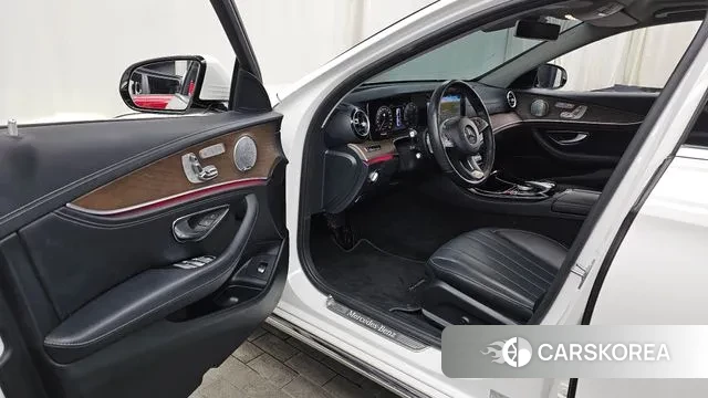 Mercedes-Benz E-Class W213 id 3622710 из Кореи 20