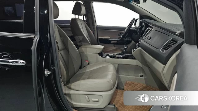 Kia The New Carnival id 4225676 из Кореи 20