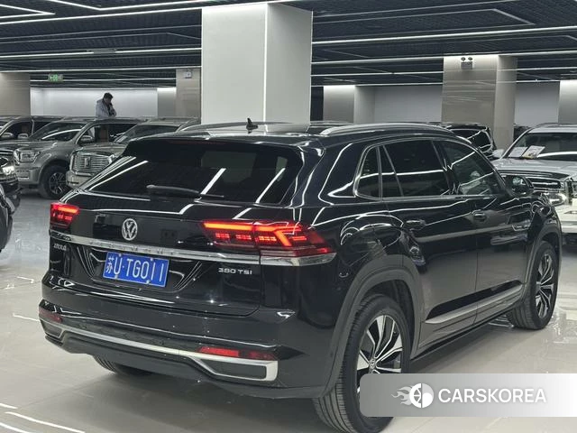 Volkswagen Tourang id 3857998 из Китая 10