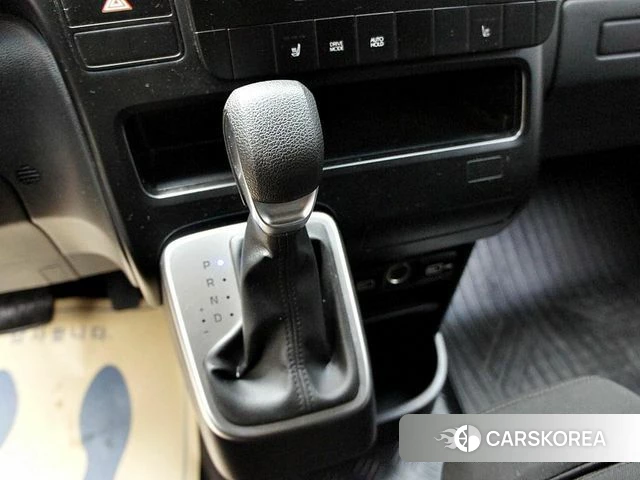 Hyundai Staria id 4308856 из Кореи 18