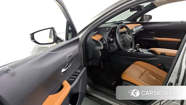 Lexus UX250h id 3499600 из Кореи 20