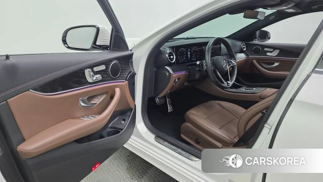 Mercedes-Benz E-Class W213 id 4602801 из Кореи 34