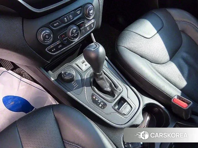 Jeep Cherokee (KL) id 2971032 из Кореи 20