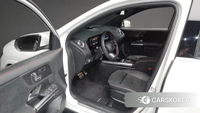 Mercedes-Benz GLA - Class H247 id 3757722 из Кореи 20