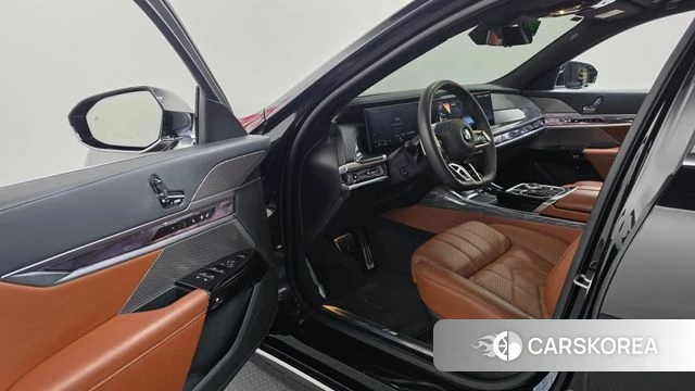 BMW 7 Series (G70) id 4928383 из Кореи 20