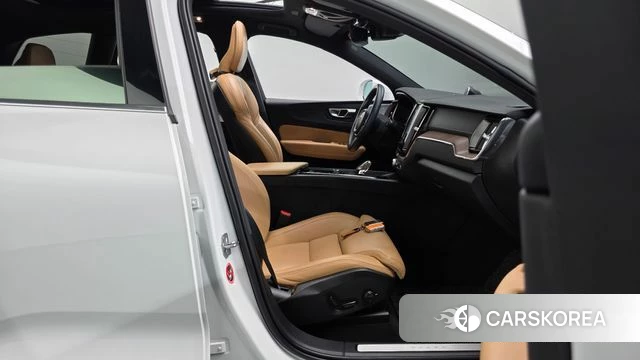 Volvo XC60 second Generation id 4283147 из Кореи 34