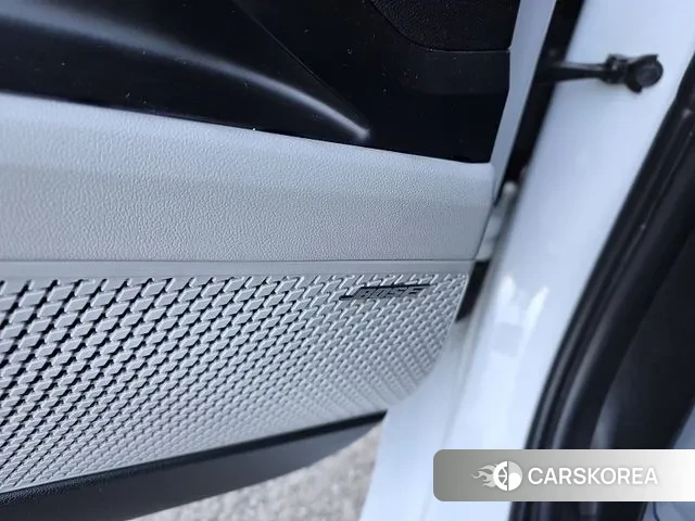 Hyundai Avante Hybrid (CN7) id 3586922 из Кореи 20