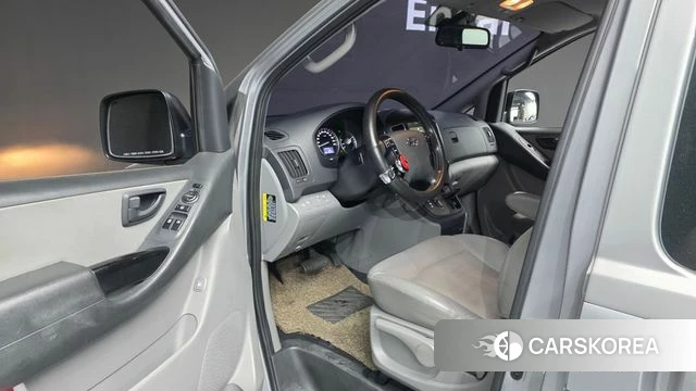 Hyundai The New Grand Starex id 4345767 из Кореи 30