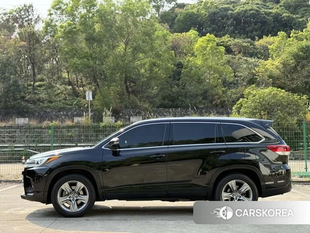 Toyota Highlander id 4278239 из Китая 16
