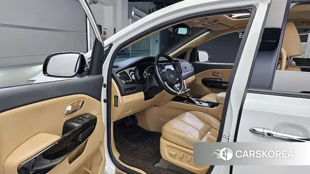 Kia The New Carnival id 3233936 из Кореи 20