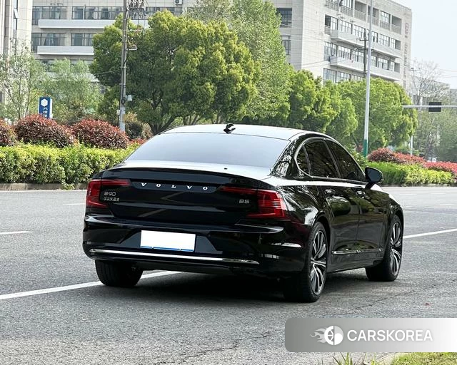 Volvo S90 id 4221201 из Китая 18