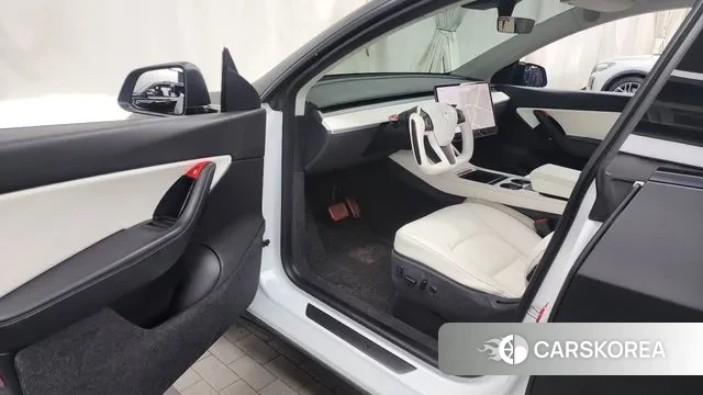 Tesla Model Y id 3378850 из Кореи 20