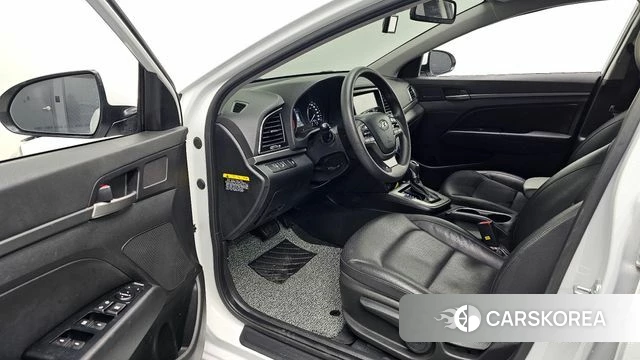 Hyundai Avante AD id 3808187 из Кореи 20