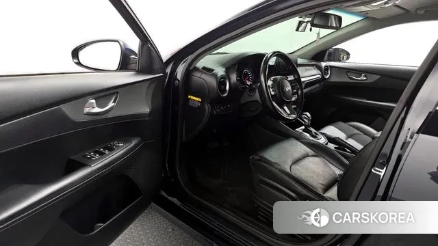 Kia Come New K3 id 3423563 из Кореи 20