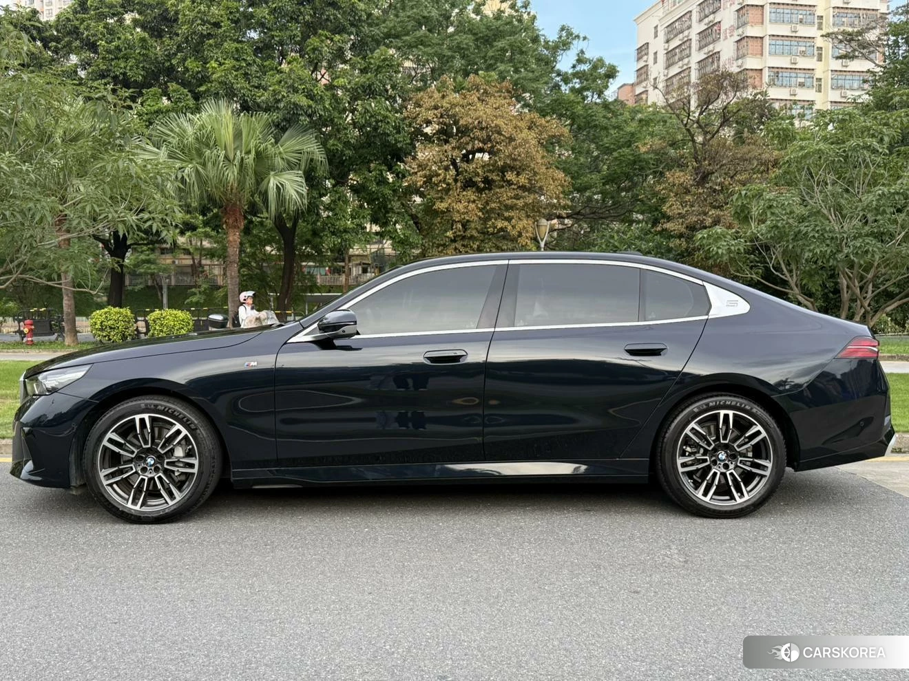 BMW 5 series id 4486432 из Китая 16