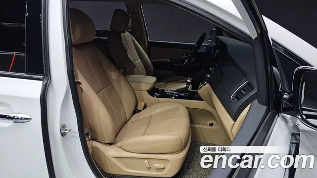 Kia The New Carnival id 2716911 из Кореи 20