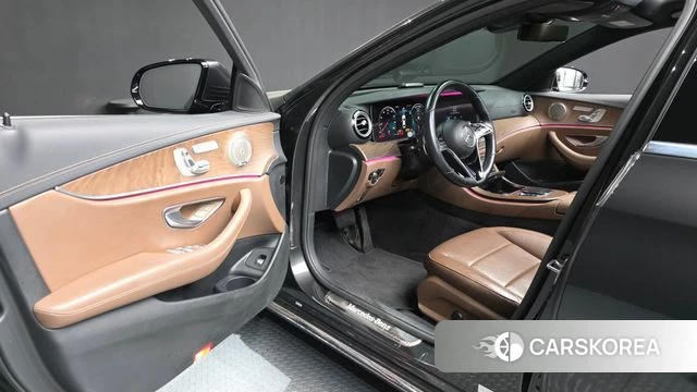 Mercedes-Benz E-Class W213 id 3843518 из Кореи 20