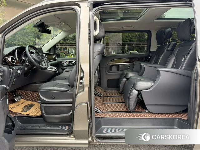 Mercedes-Benz V-class id 4222244 из Китая 22