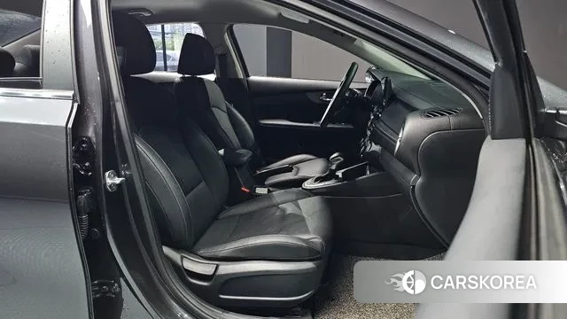 Kia Come New K3 id 2941401 из Кореи 20