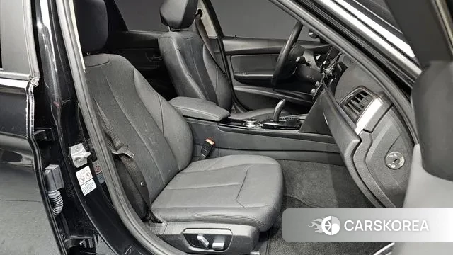 BMW 3 Series (F30) id 3656887 из Кореи 20