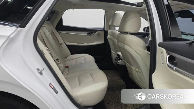 Hyundai The New Grandeur IG Hybrid id 4753776 из Кореи 37
