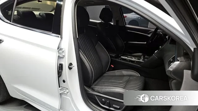 Genesis G70 id 3244102 из Кореи 20