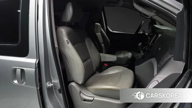 Hyundai The New Grand Starex id 3465121 из Кореи 20