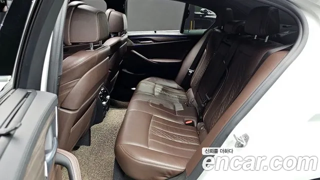 BMW 5 Series (G30) id 2876899 из Кореи 20