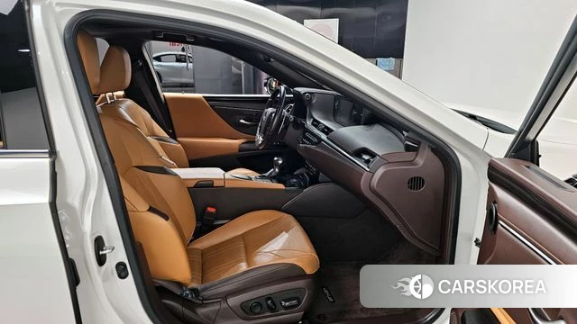 Lexus ES300h 7th generation id 3820143 из Кореи 20