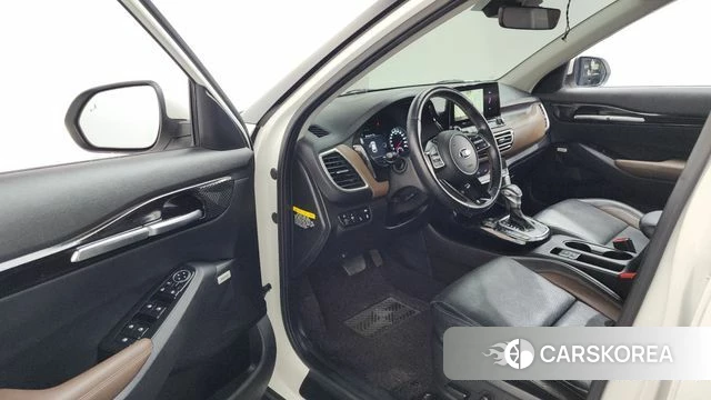 Kia Seltos id 4331295 из Кореи 38