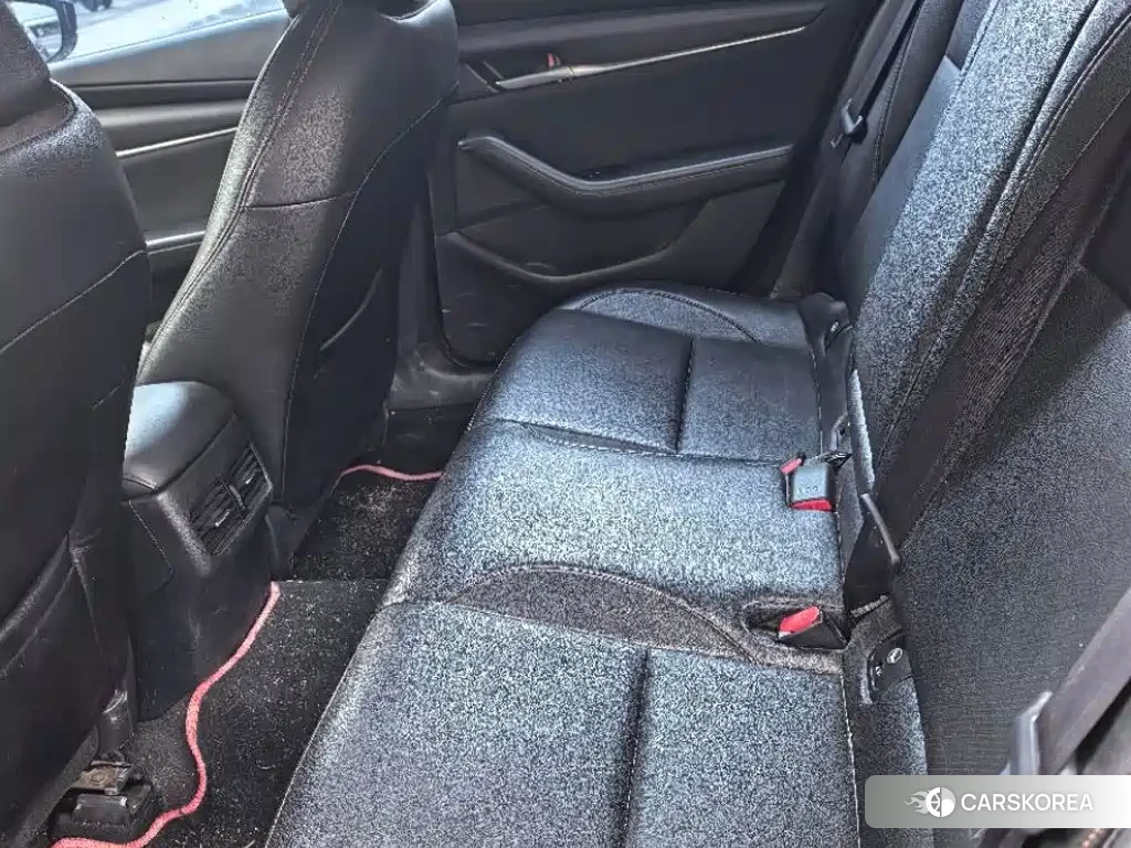 Mazda 3 id 4548372 из Китая 10