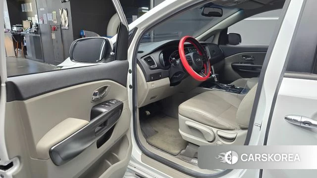 Kia The New Carnival id 4459581 из Кореи 30
