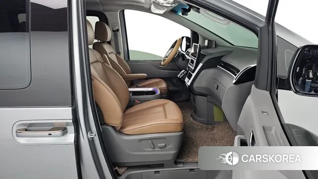 Hyundai Staria id 3739837 из Кореи 20