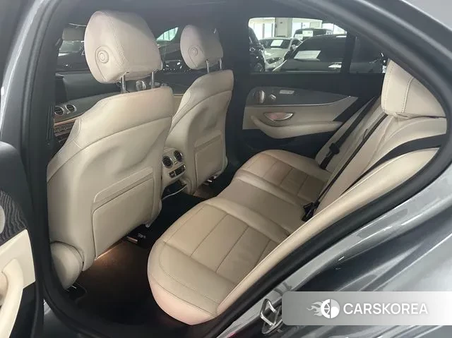 Mercedes-Benz E-Class W213 id 3043043 из Кореи 17