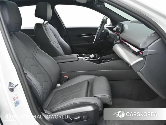 BMW 5 Series (G60) id 4623645 из Кореи 20