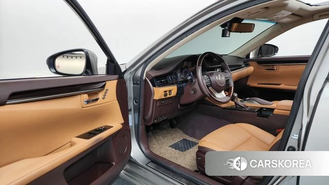 Lexus New ES300h id 4520890 из Кореи 34