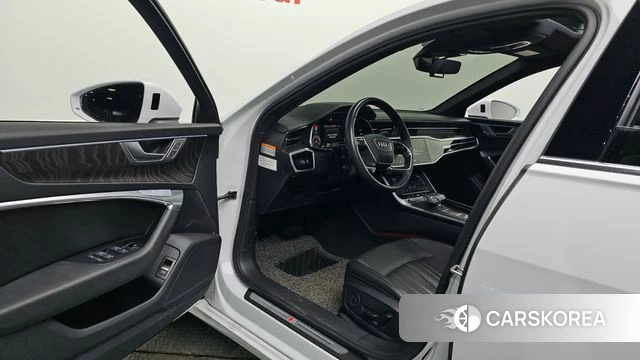 Audi A6 (C8) id 4529443 из Кореи 32