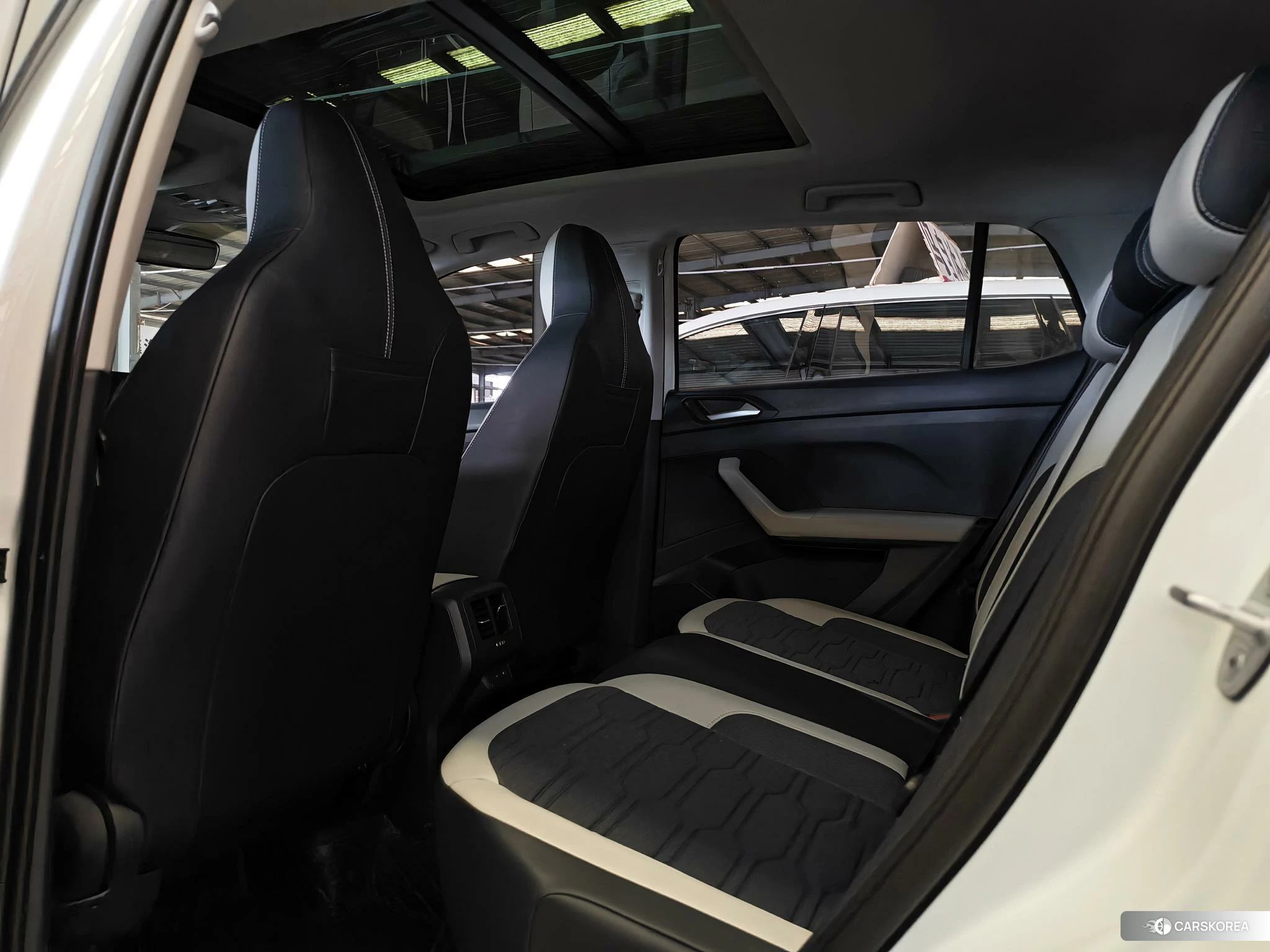 Volkswagen Tuyue id 4461820 из Китая 10