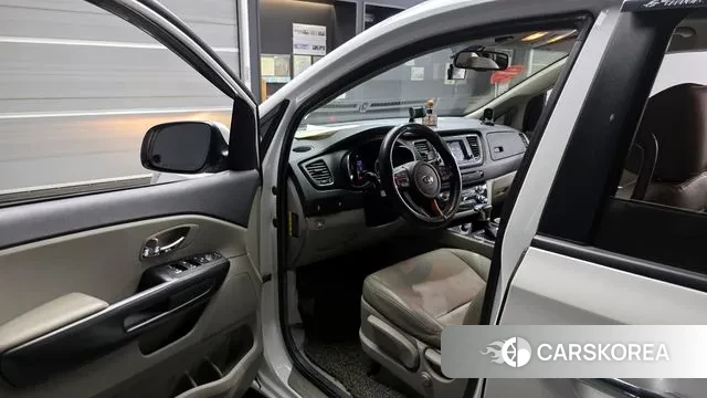 Kia The New Carnival id 3661841 из Кореи 20