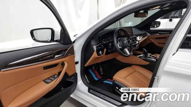 BMW 5 Series (G30) id 2935588 из Кореи 20