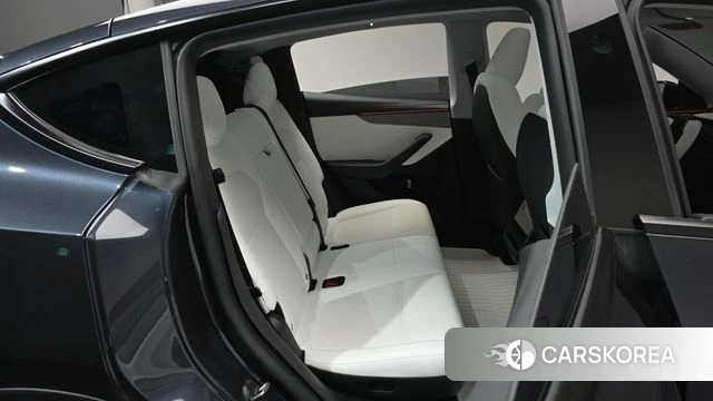Tesla Model Y id 4515896 из Кореи 36